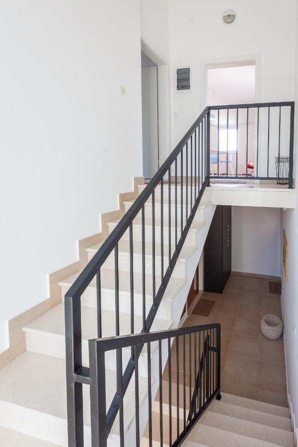 Kvasina Apartments Zadvarje Екстериор снимка