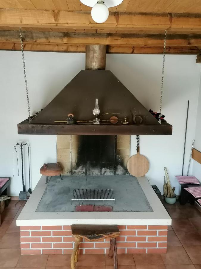 Kvasina Apartments Zadvarje Екстериор снимка
