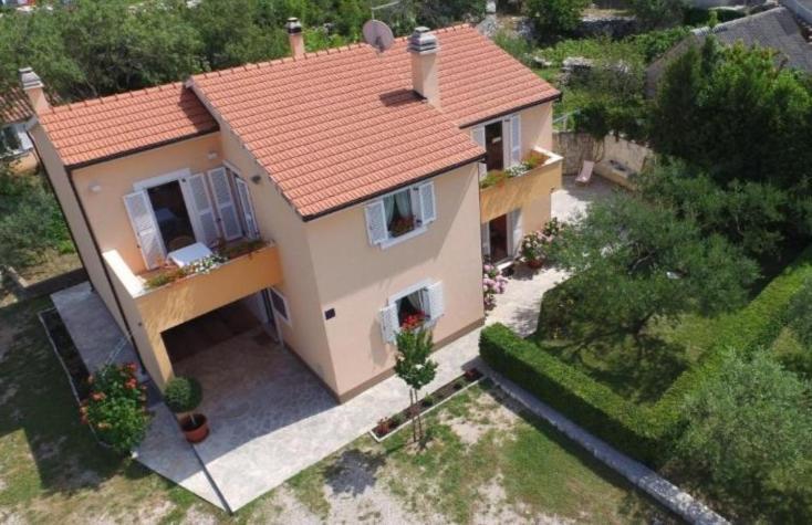 Kvasina Apartments Zadvarje Екстериор снимка