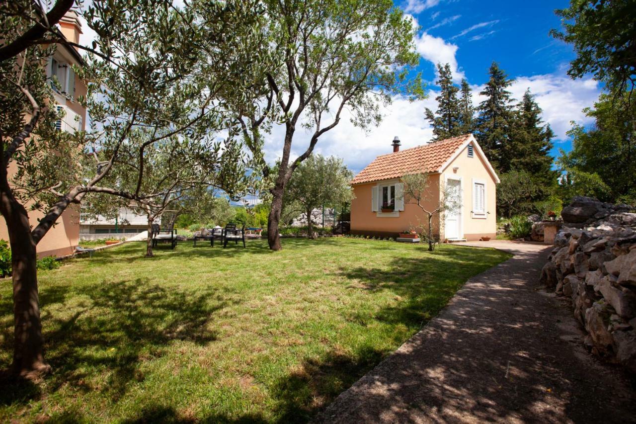 Kvasina Apartments Zadvarje Екстериор снимка